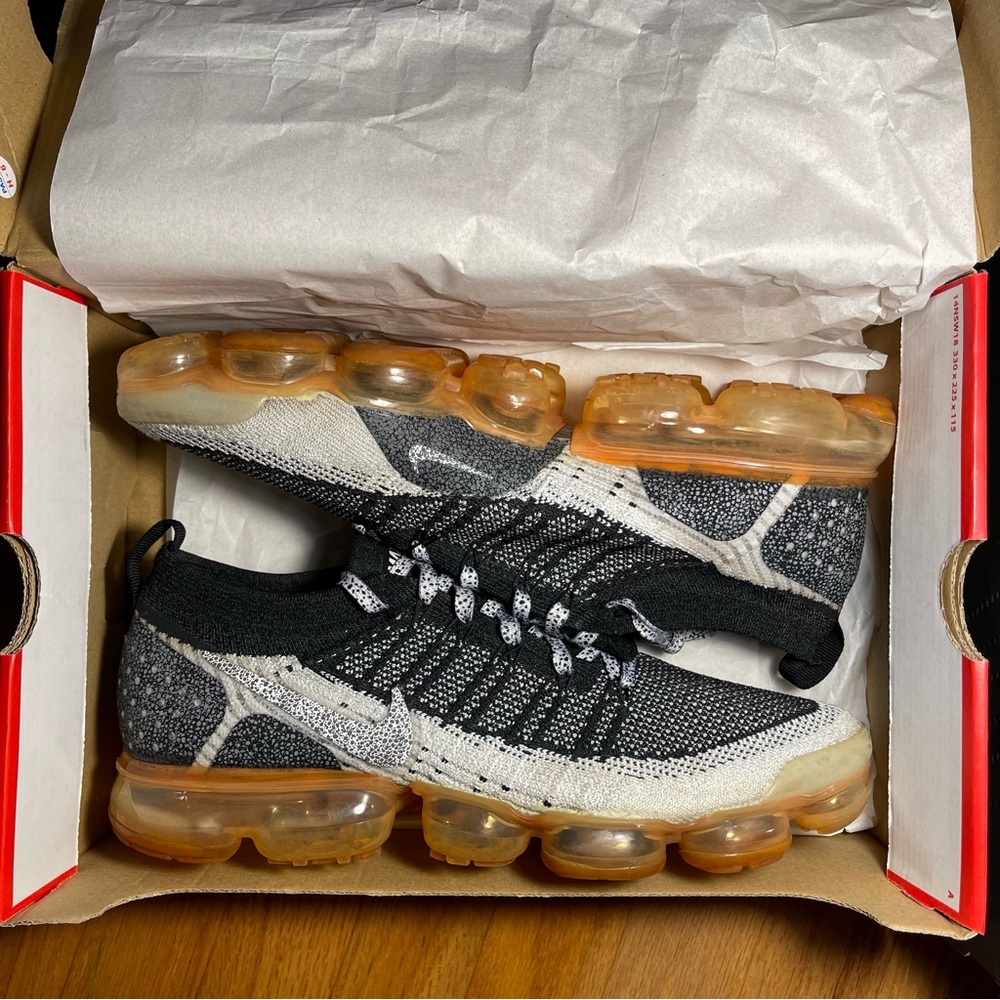 Mens 11.5 Nike Air VaporMax Flyknit 2 Safari 942842-106